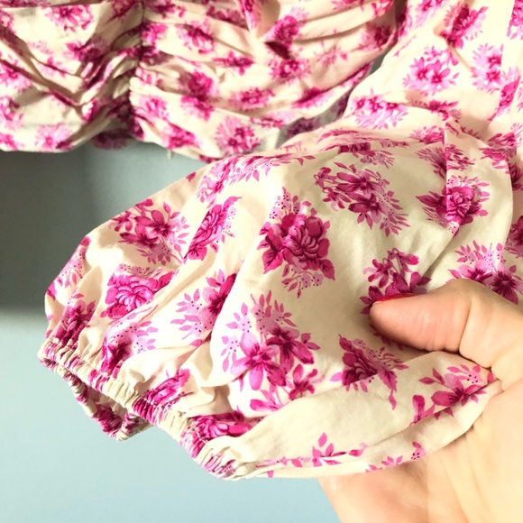 Zara | Blogger’s favourite pink crop top - Picture 11 of 15